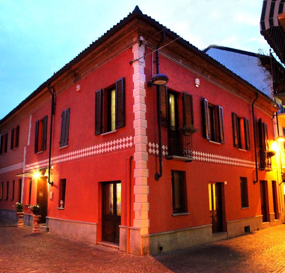 Casa Asso Di Coppe B&B Alba  Extérieur photo