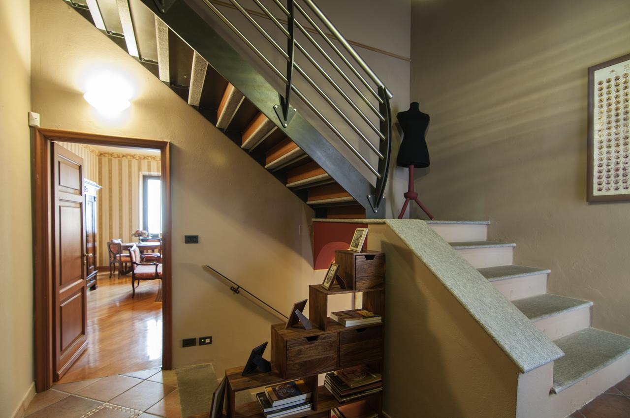 Casa Asso Di Coppe B&B Alba  Extérieur photo