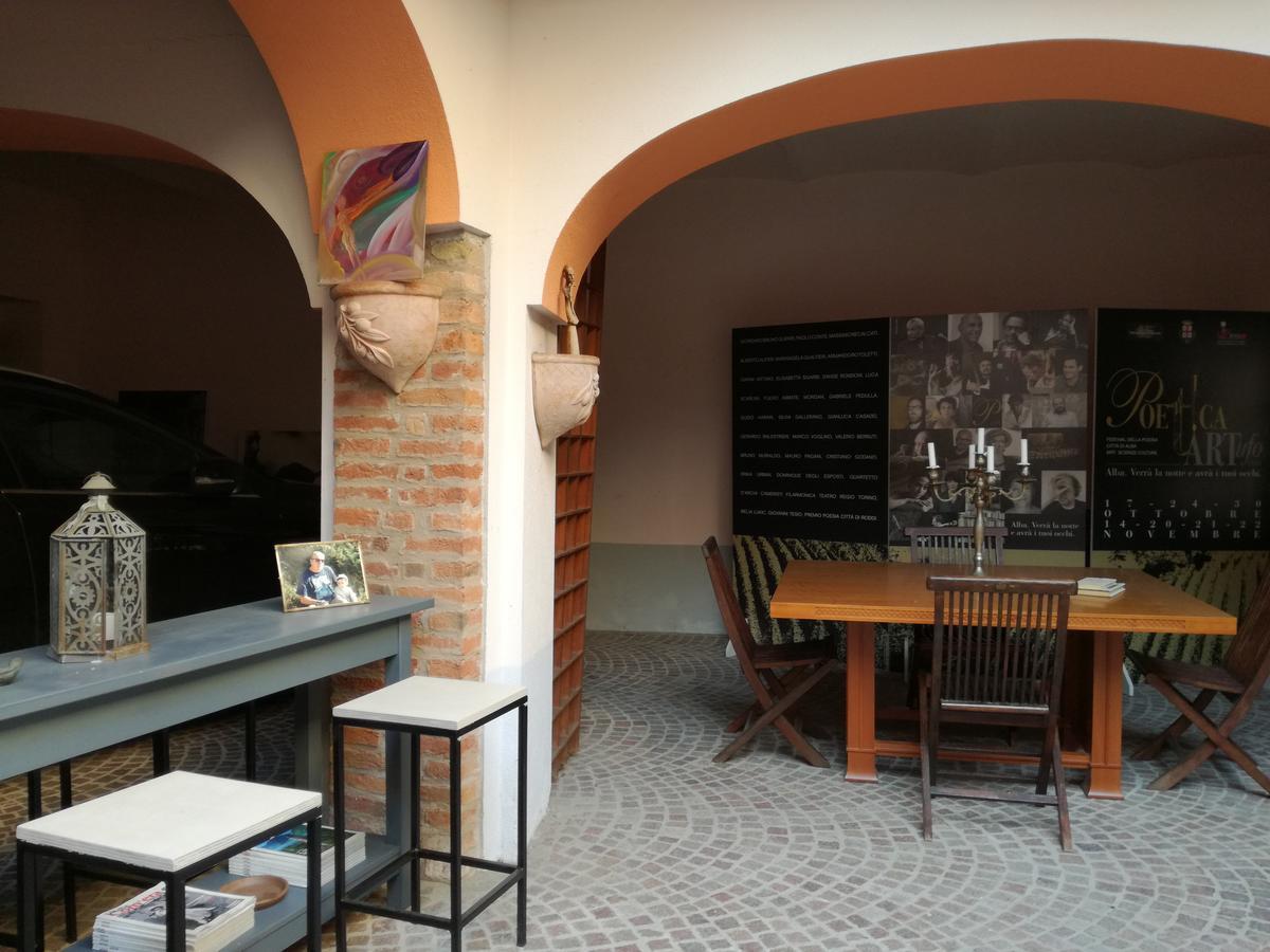 Casa Asso Di Coppe B&B Alba  Extérieur photo