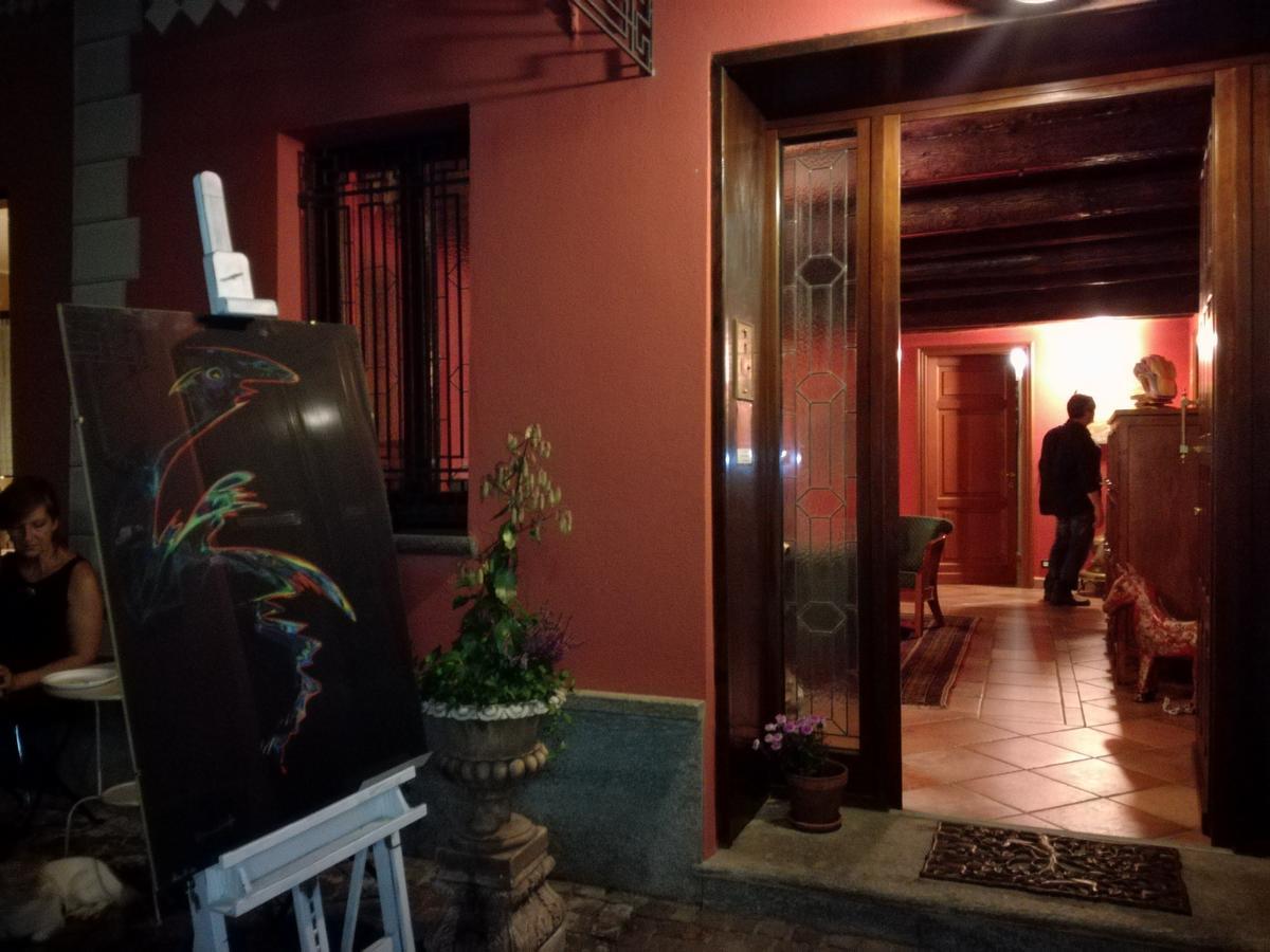 Casa Asso Di Coppe B&B Alba  Extérieur photo